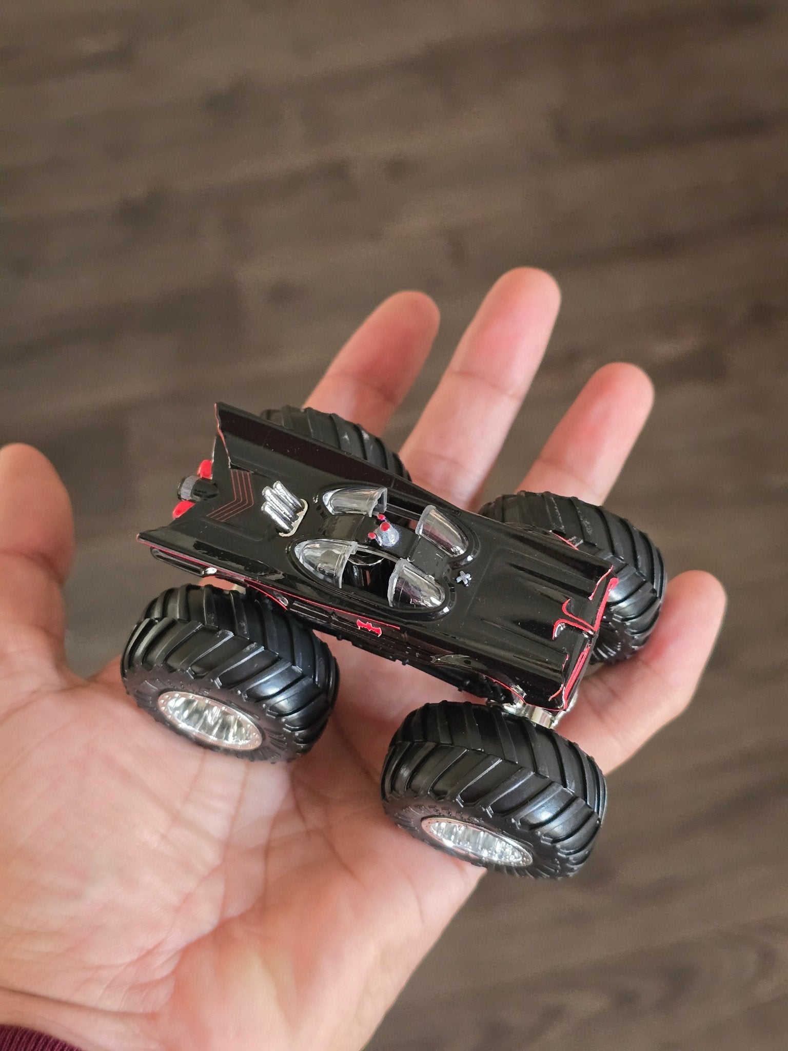 Hot Wheels TV Series Batmobile Monster Truck (Uncarded - New) - Kinder Logs