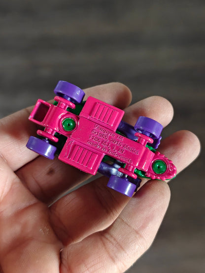 Hot Wheels Vampyra (Uncarded - New) - Kinder Logs