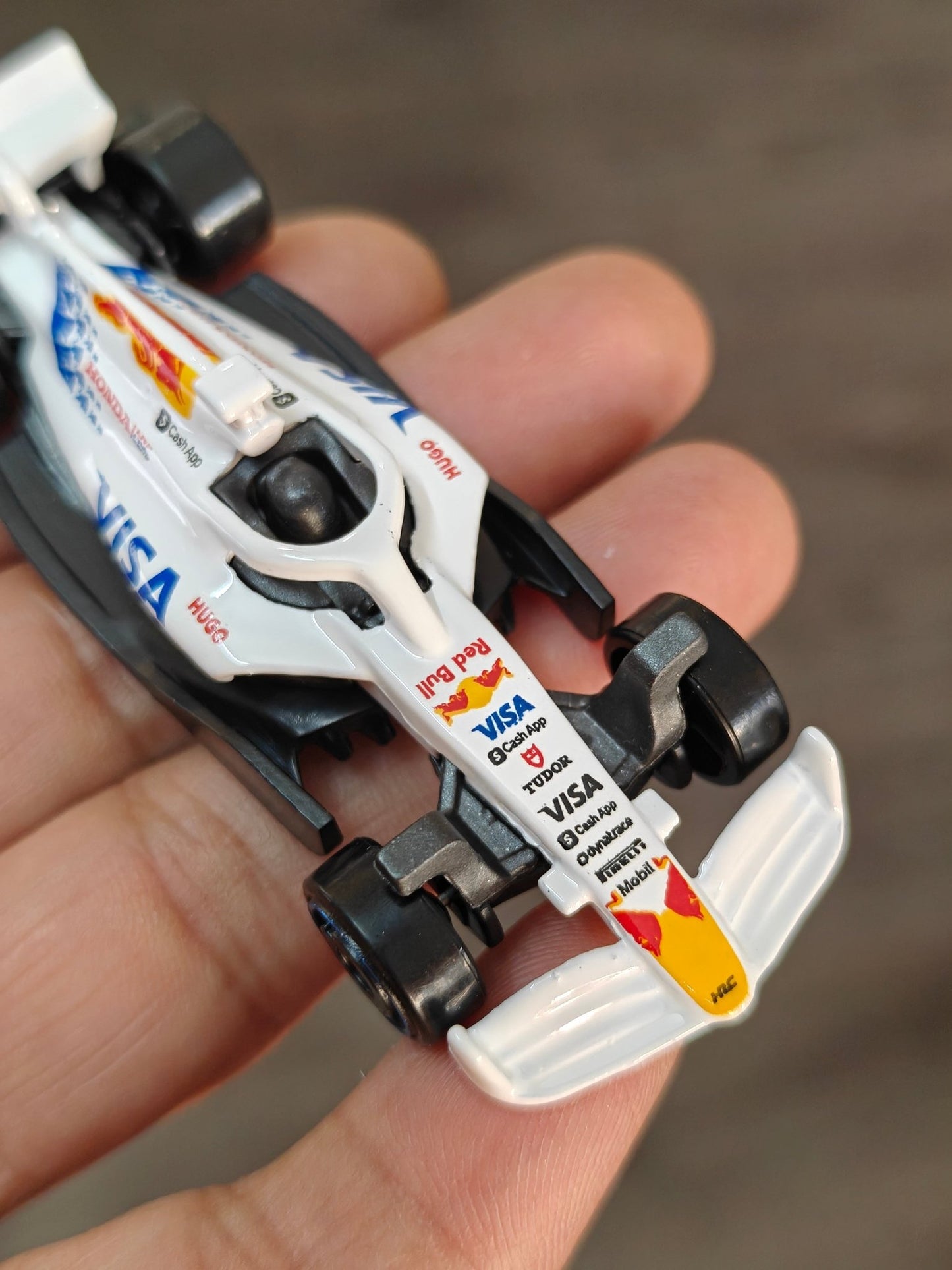 Hot Wheels VISA Cash App Racing Bulls Formula One Car (Uncarded - New) - Kinder Logs
