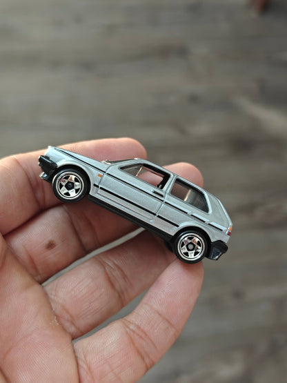 Hot Wheels Volkswagen Golf MK2 - Grey (Uncarded - New) - Kinder Logs