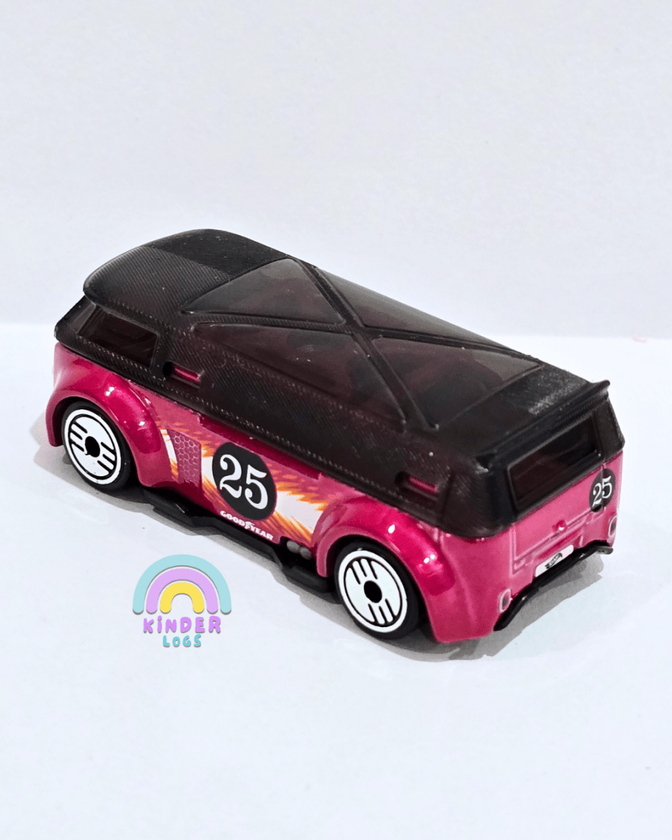 Hot Wheels Volkswagen T1 GTR - Ultra Hots (Uncarded) - Kinder Logs