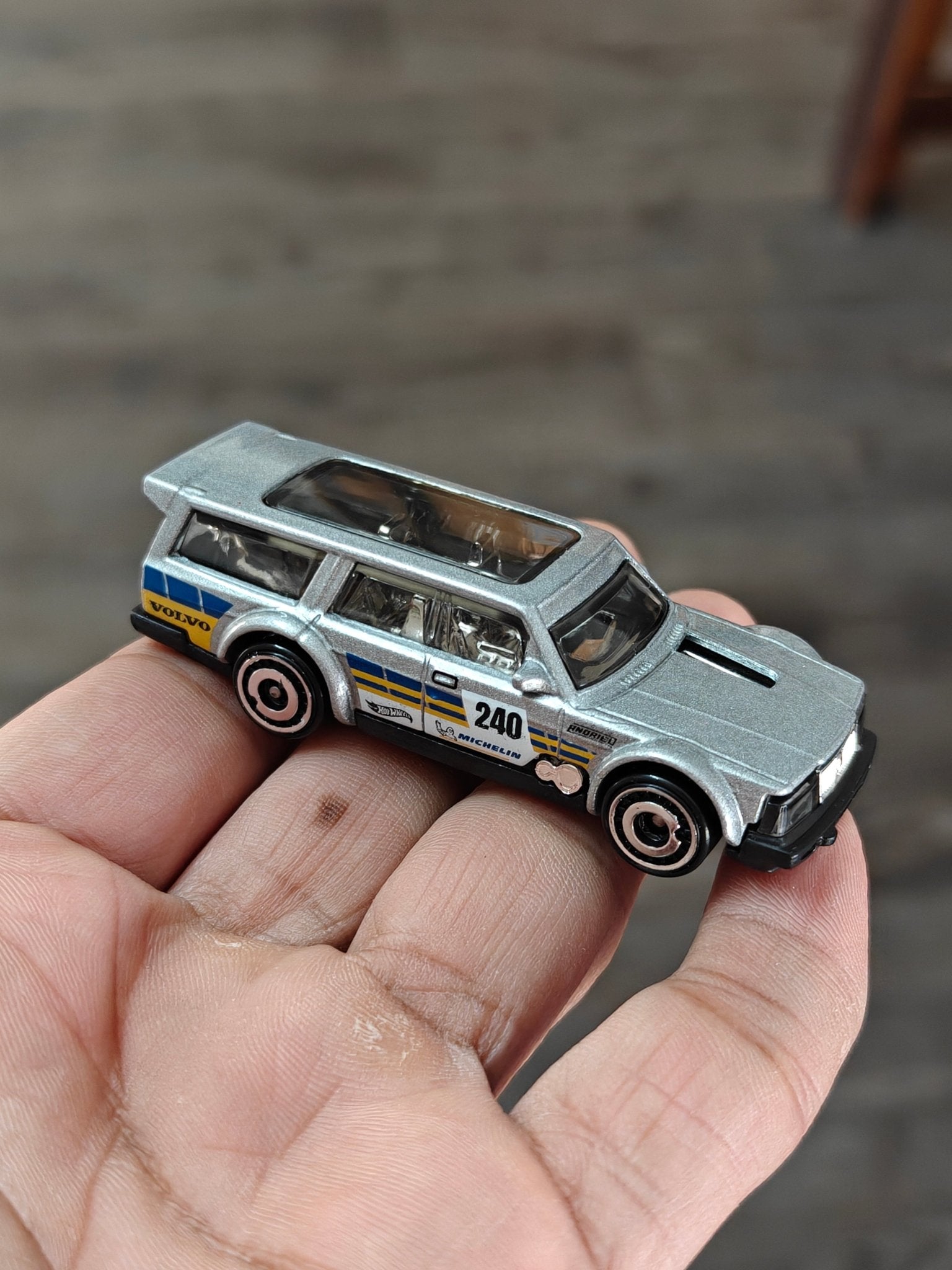 Hot Wheels Volvo 240 Drift Wagon - Silver (Uncarded - New) - Kinder Logs