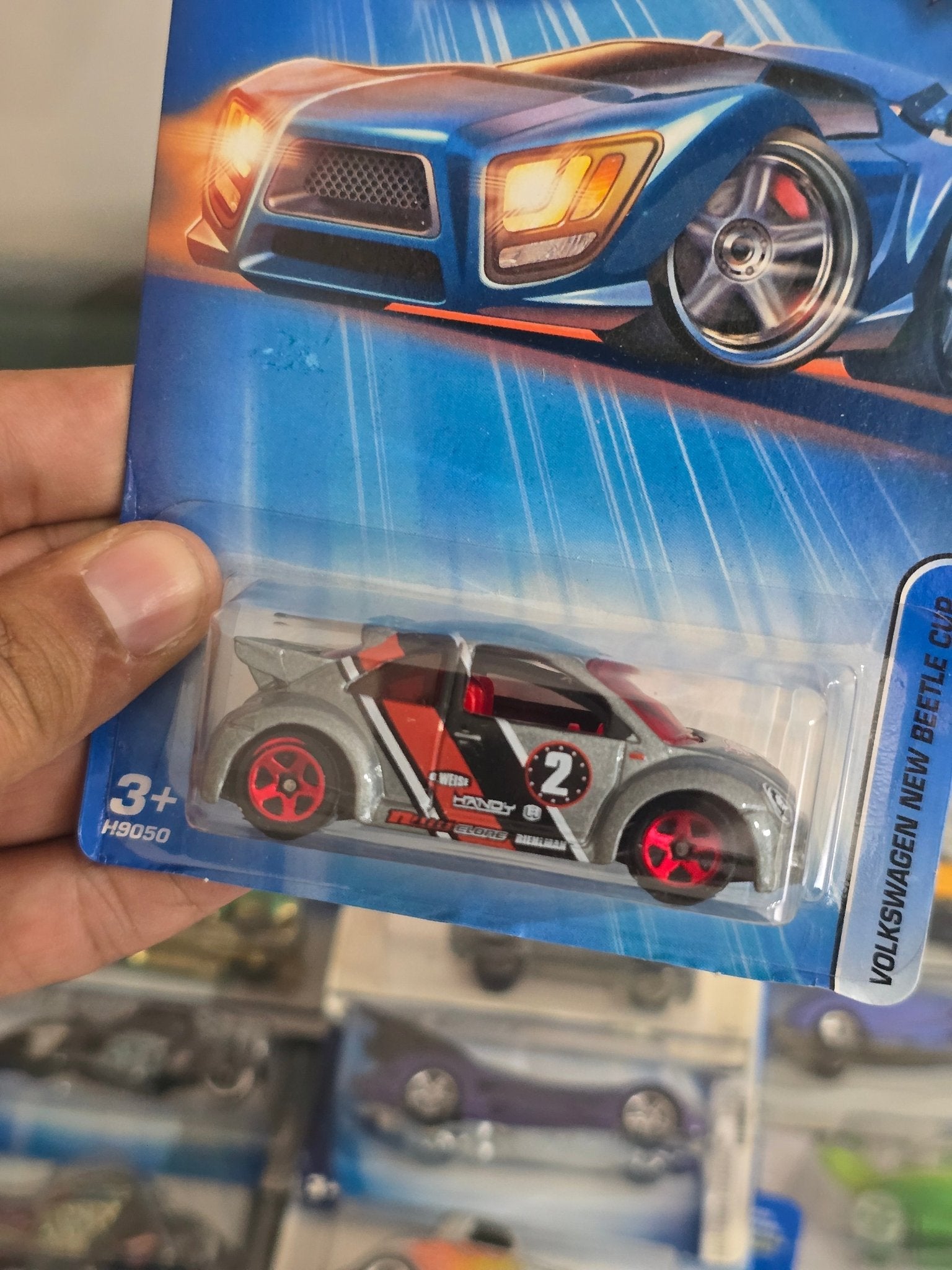 Hot Wheels VW New Beetle Cup - Collector No. 142 - Kinder Logs