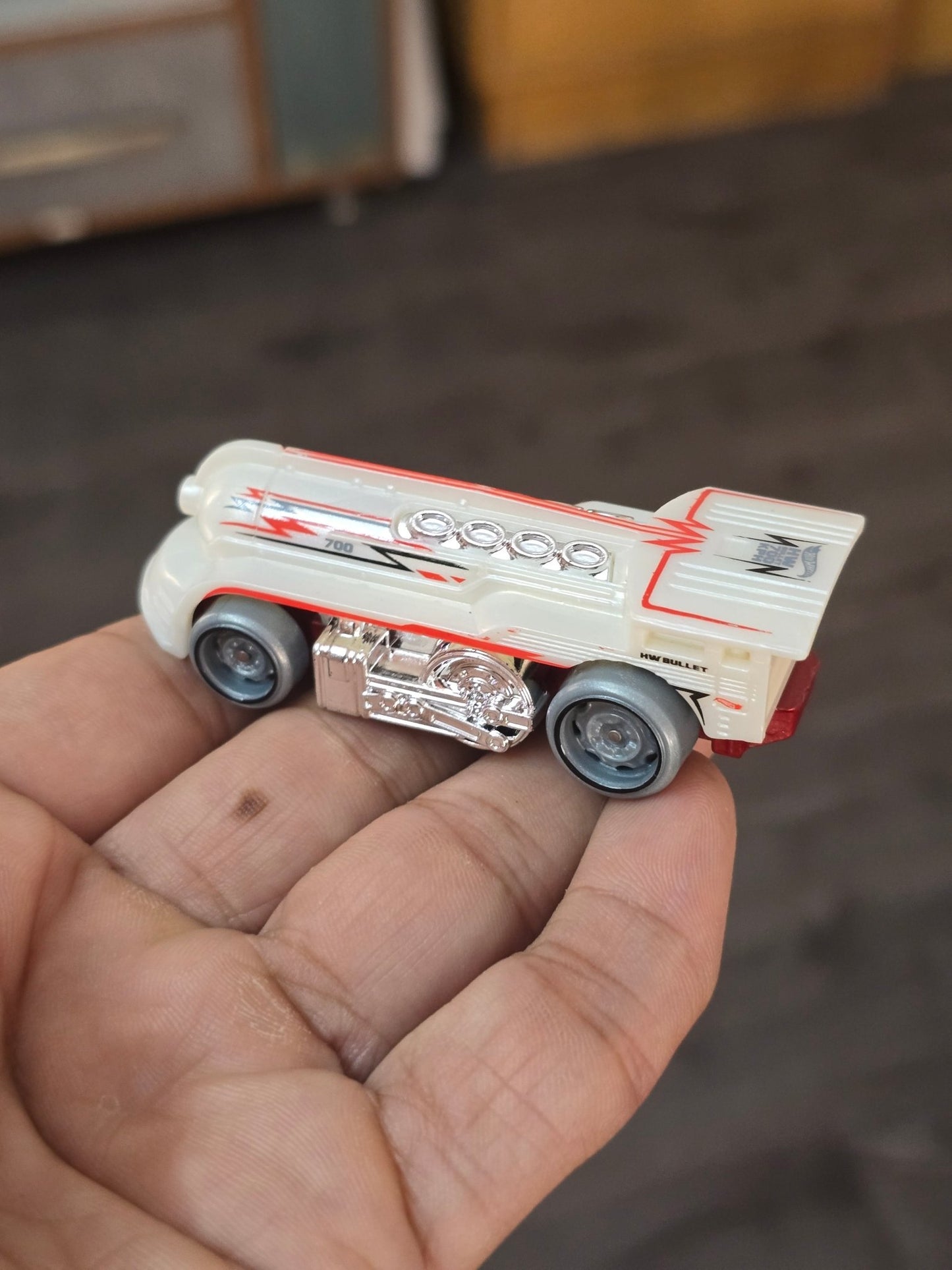 Hot Wheels West Coast Flyer - The Train Engine (Uncarded - New) - Kinder Logs