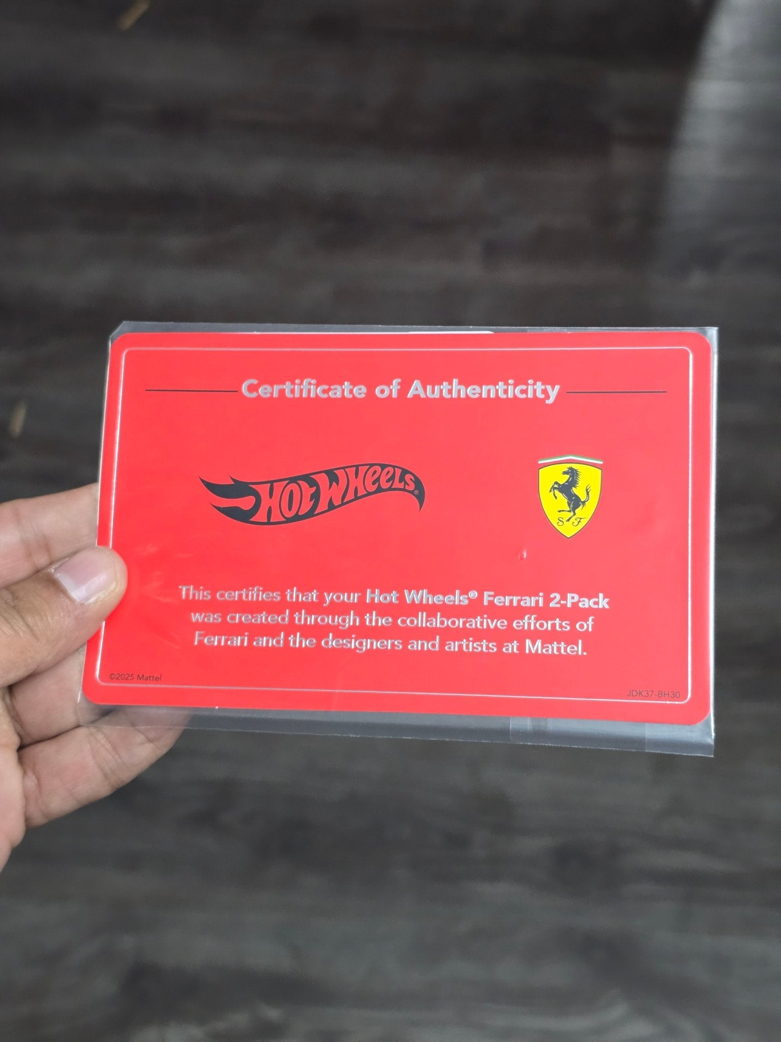 Hot Wheels x Ferrari Heritage Set - The Ultimate Ferrari Dream Garage - Kinder Logs