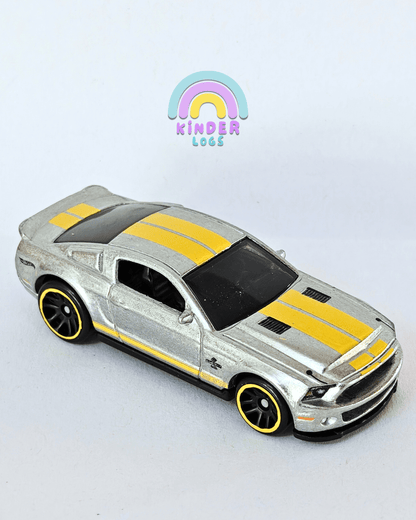 Hot Wheels ZAMAC 2010 Shelby GT500 Super Snake (Uncarded - New) - Kinder Logs