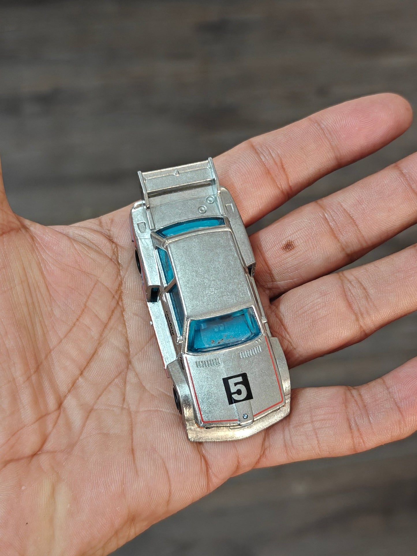 Hot Wheels ZAMAC BMW 320 Group 5 (Uncarded - New) - Kinder Logs