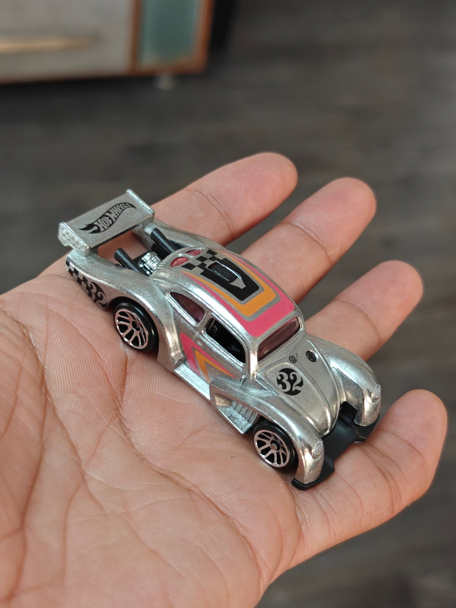 Hot Wheels ZAMAC Volkswagen Kafer Racer (Uncarded - New) - Kinder Logs