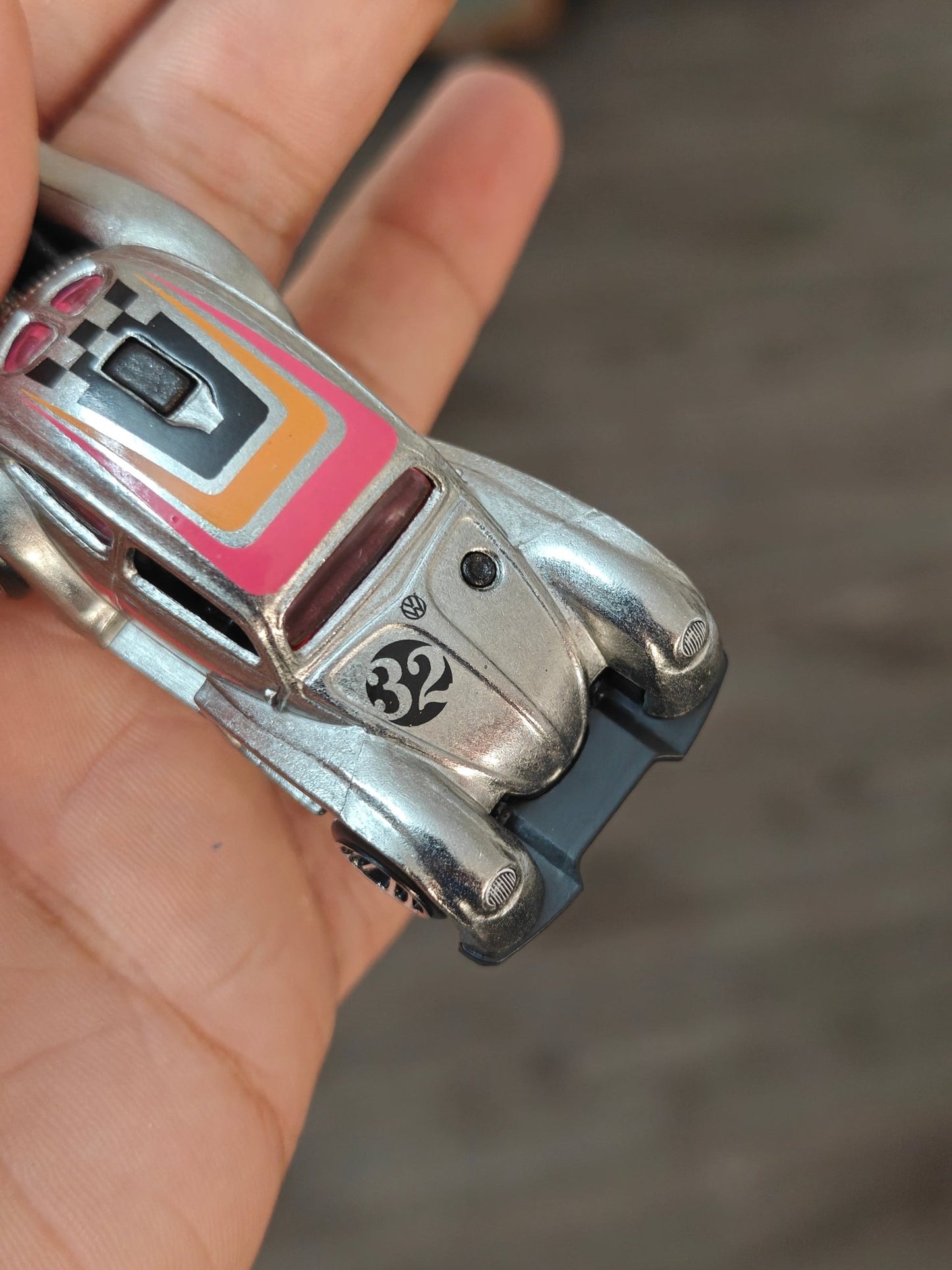 Hot Wheels ZAMAC Volkswagen Kafer Racer (Uncarded - New) - Kinder Logs