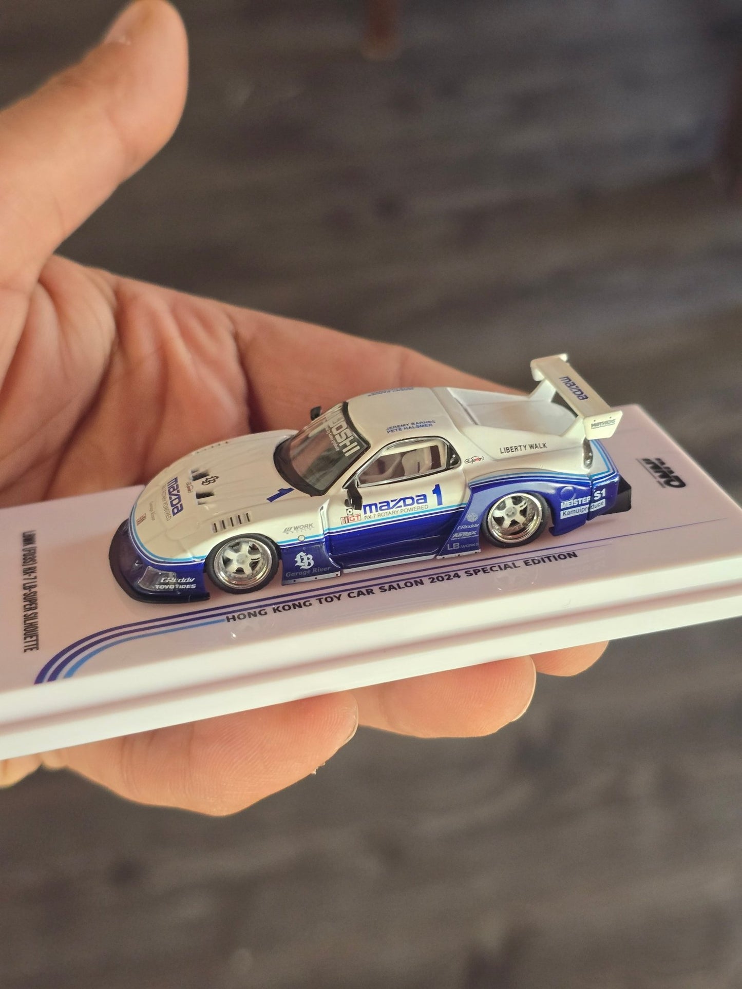 Inno64 LBWK Mazda RX - 7 FD3S LB - Super Silhouette (White - Blue) - Kinder Logs