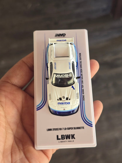Inno64 LBWK Mazda RX - 7 FD3S LB - Super Silhouette (White - Blue) - Kinder Logs
