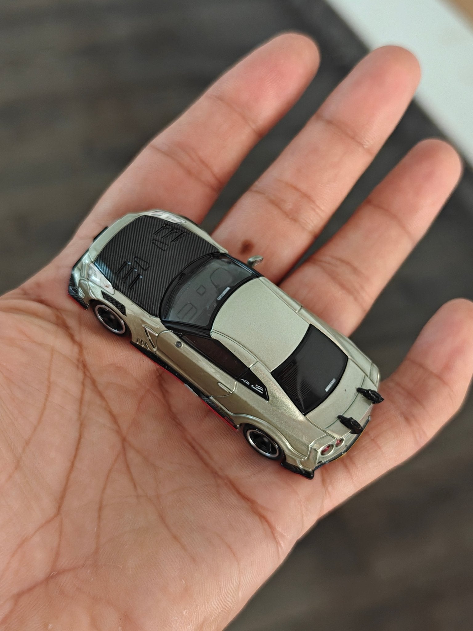 Inno64 Nissan GT - R (R35) Top Secret (Pre - Owned Car) - Kinder Logs