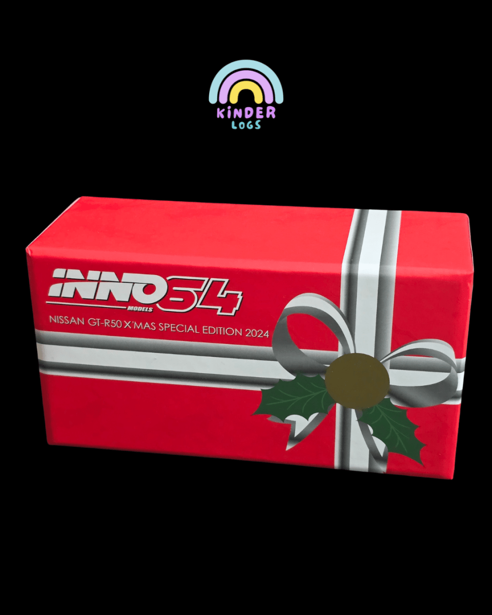 Inno64 Nissan GT - R50 Italdesign Christmas Edition - Kinder Logs