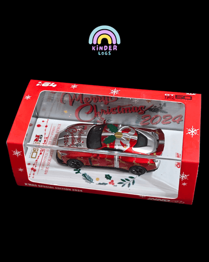 Inno64 Nissan GT - R50 Italdesign Christmas Edition - Kinder Logs