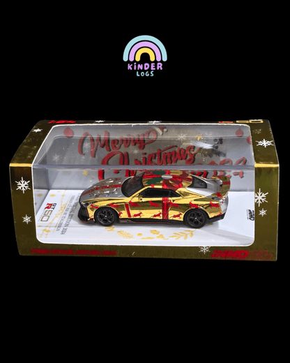 Inno64 Nissan GT - R50 Italdesign Christmas Edition (CHASE) - Kinder Logs