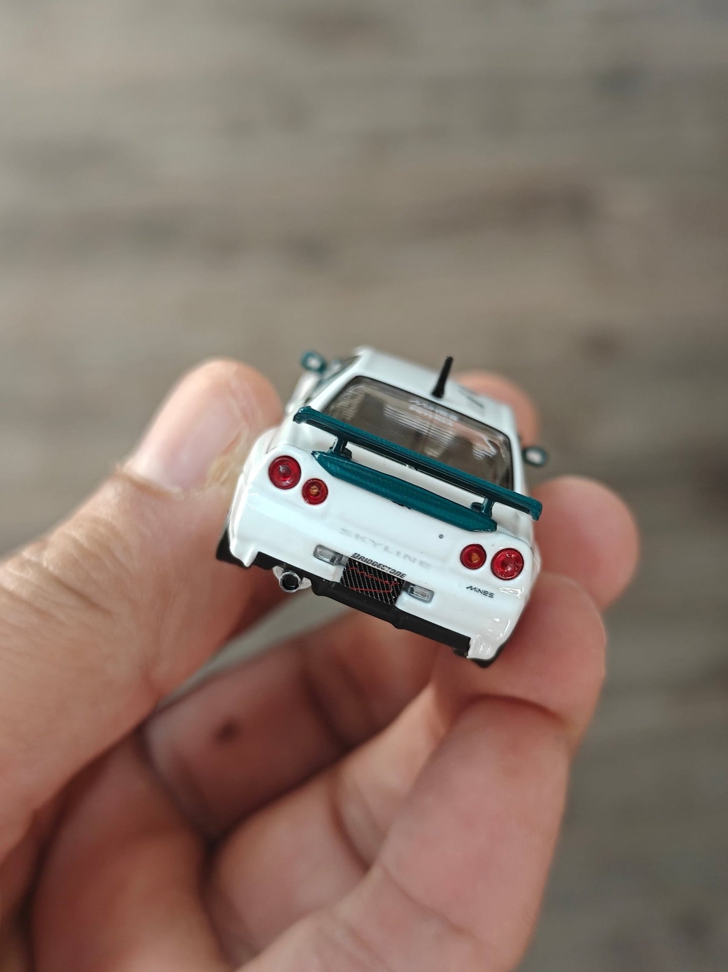 Inno64 Nissan Skyline GT - R (R34) V - Spec N1 Tuned By "Mine's" - Kinder Logs