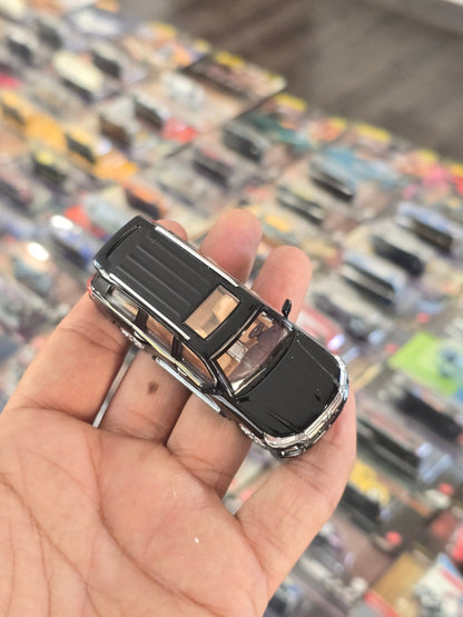 JKM 2016 Toyota Land Cruiser LC200 SUV (Open Box) - Kinder Logs