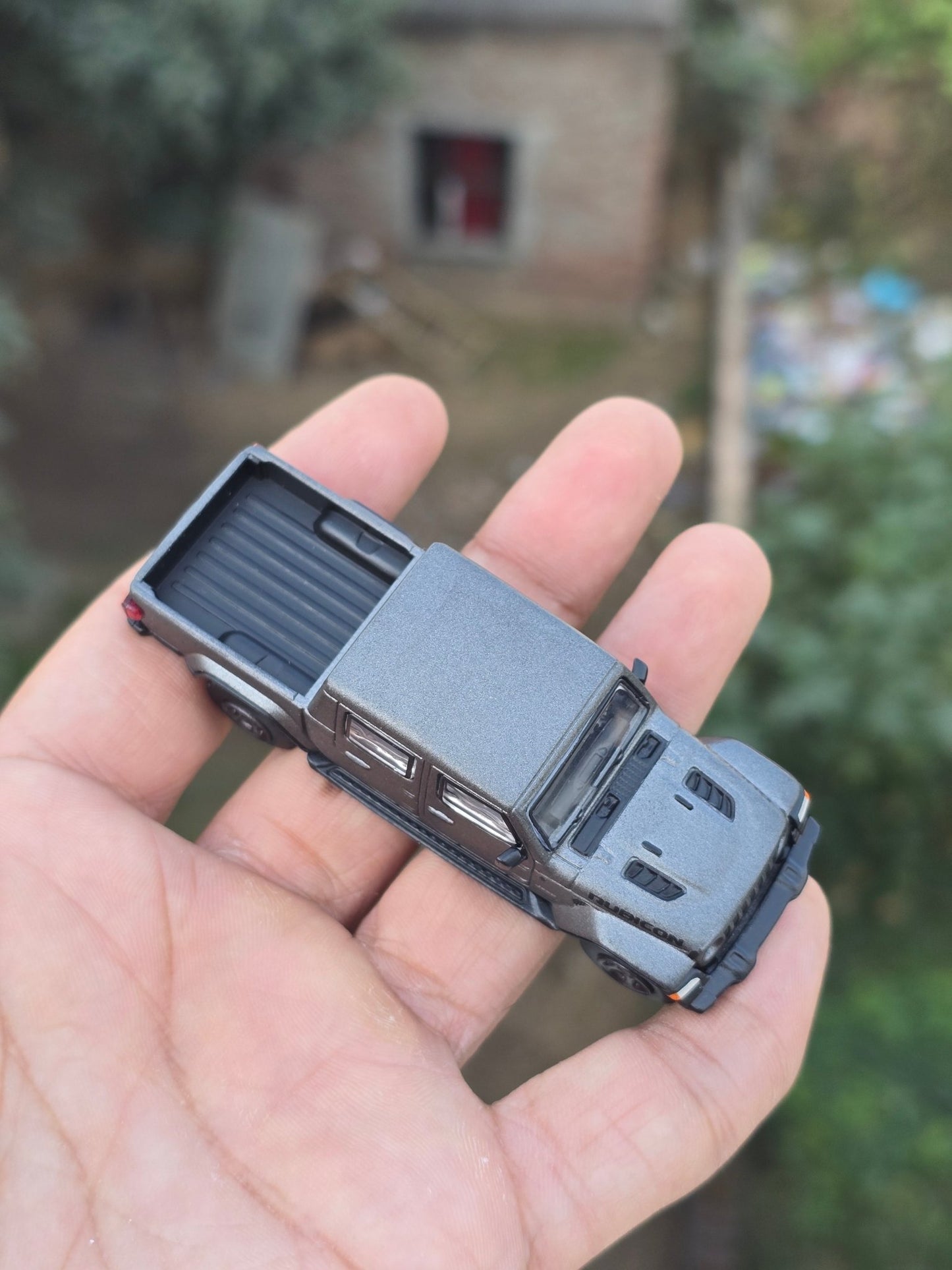 JKM 2020 Jeep Gladiator - Black (Open Box) - Kinder Logs