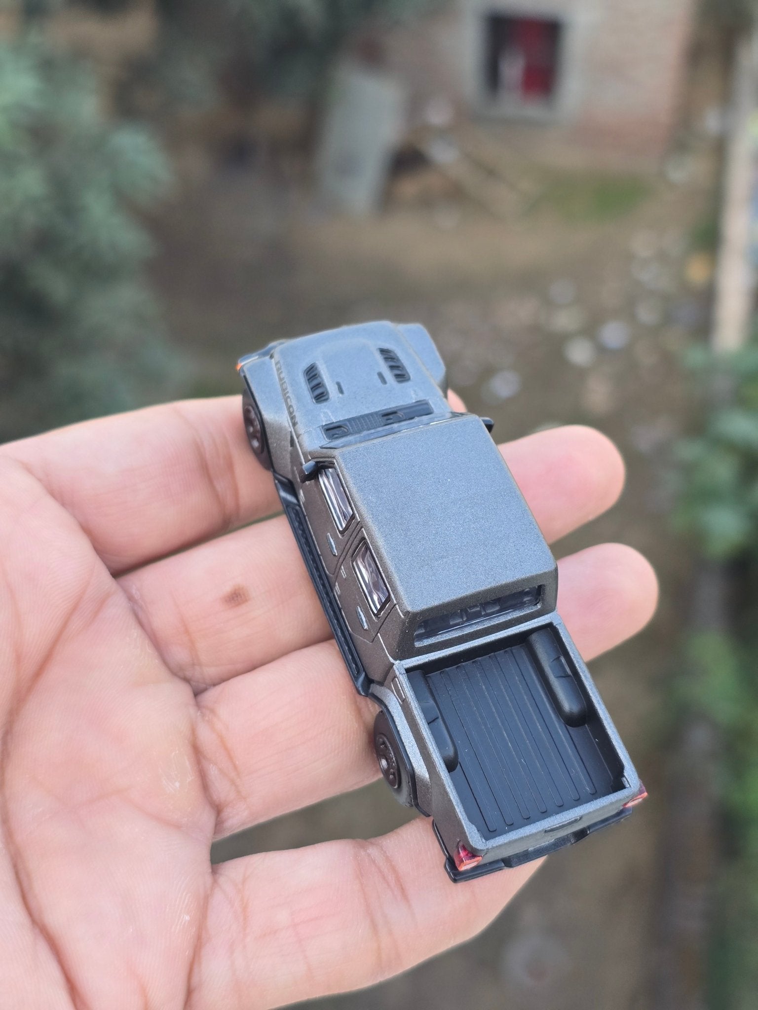 JKM 2020 Jeep Gladiator - Black (Open Box) - Kinder Logs