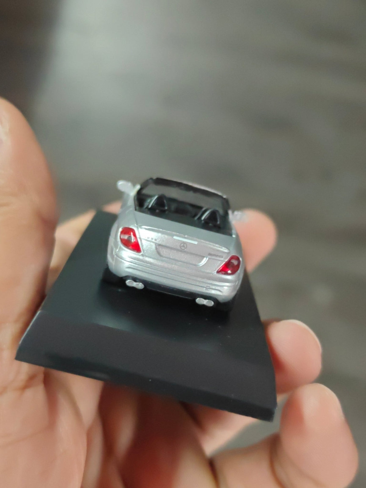 Kyosho Mercedes SLK 55 AMG (Open Box) - Kinder Logs