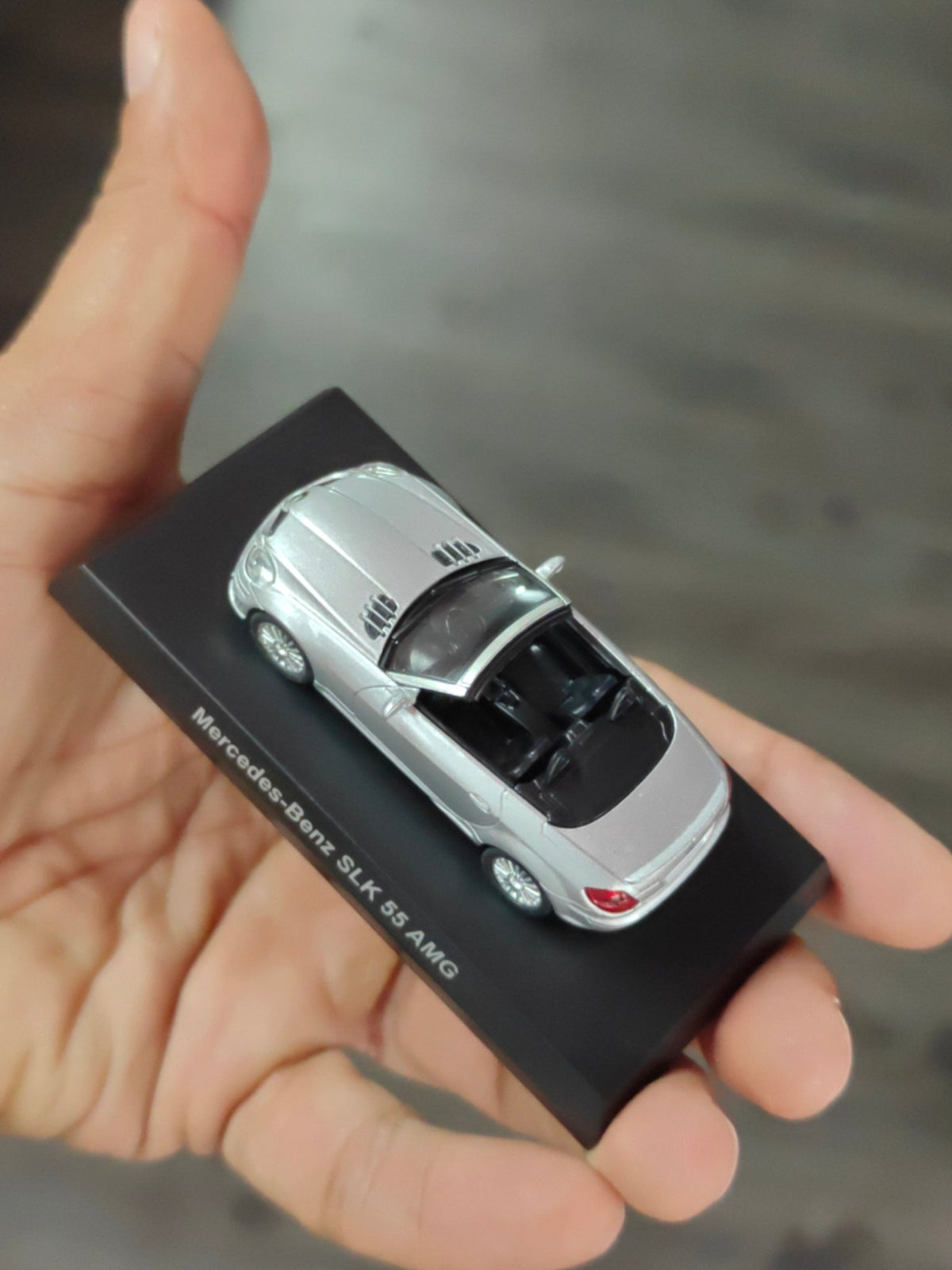 Kyosho Mercedes SLK 55 AMG (Open Box) - Kinder Logs
