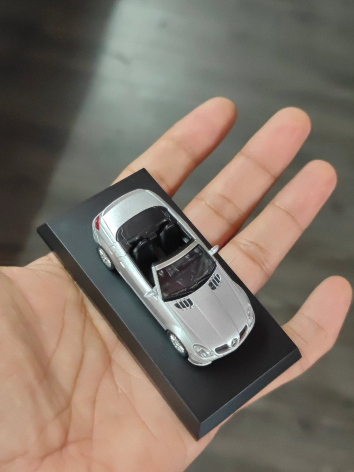 Kyosho Mercedes SLK 55 AMG (Open Box) - Kinder Logs