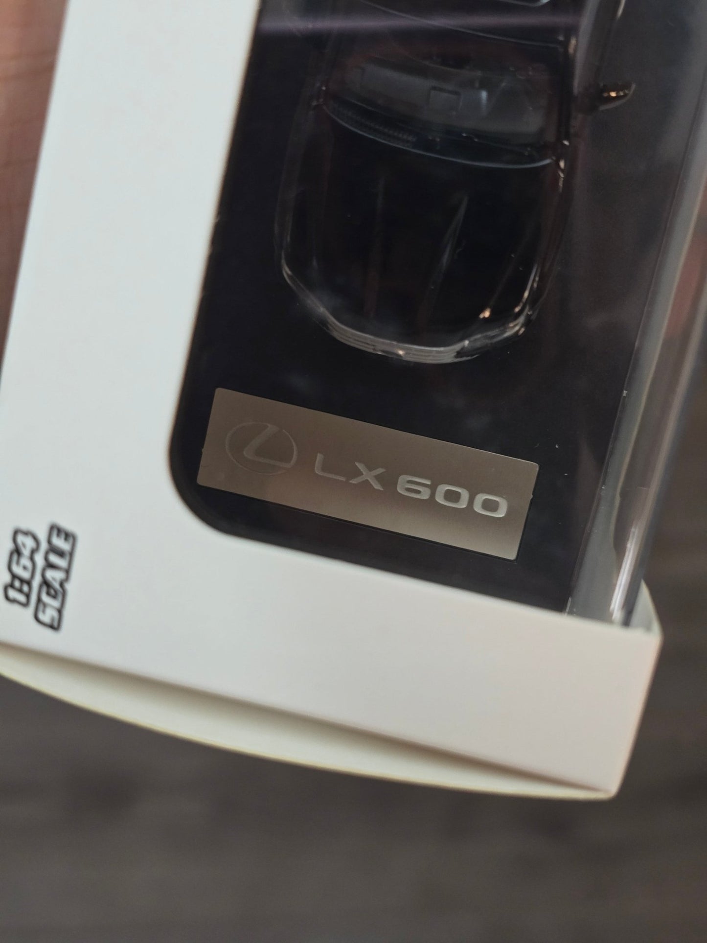 LCD Lexus LX600 SUV (Black) - Kinder Logs