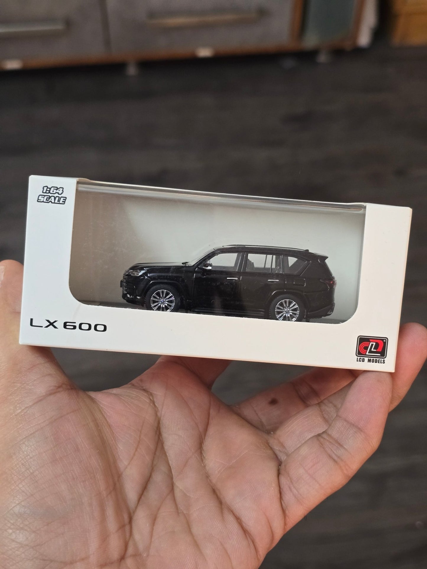 LCD Lexus LX600 SUV (Black) - Kinder Logs