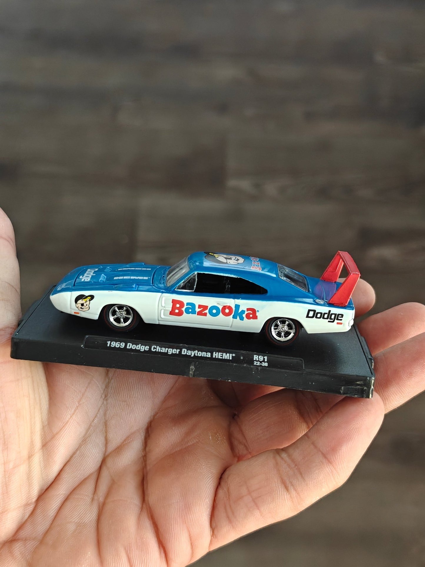 M2 Machines 1969 Dodge Charger Daytona (Uncarded - New) - Kinder Logs