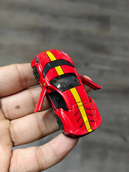 Maisto Ferrari 812 Competizione - Red (Open Box) - Kinder Logs