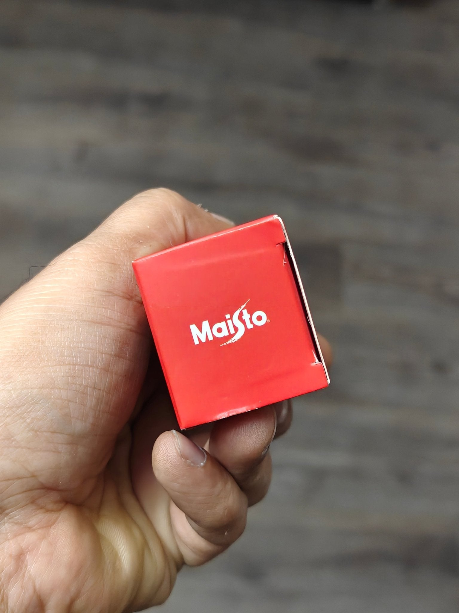 Maisto Ferrari Daytona SP3 - Black (Open Box) - Kinder Logs