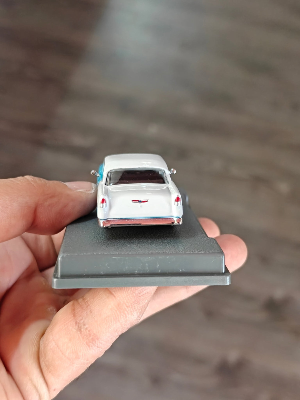 Majorette 1955 Chevrolet Bel Air With Acrylic Case (Pre-Owned) - Kinder Logs