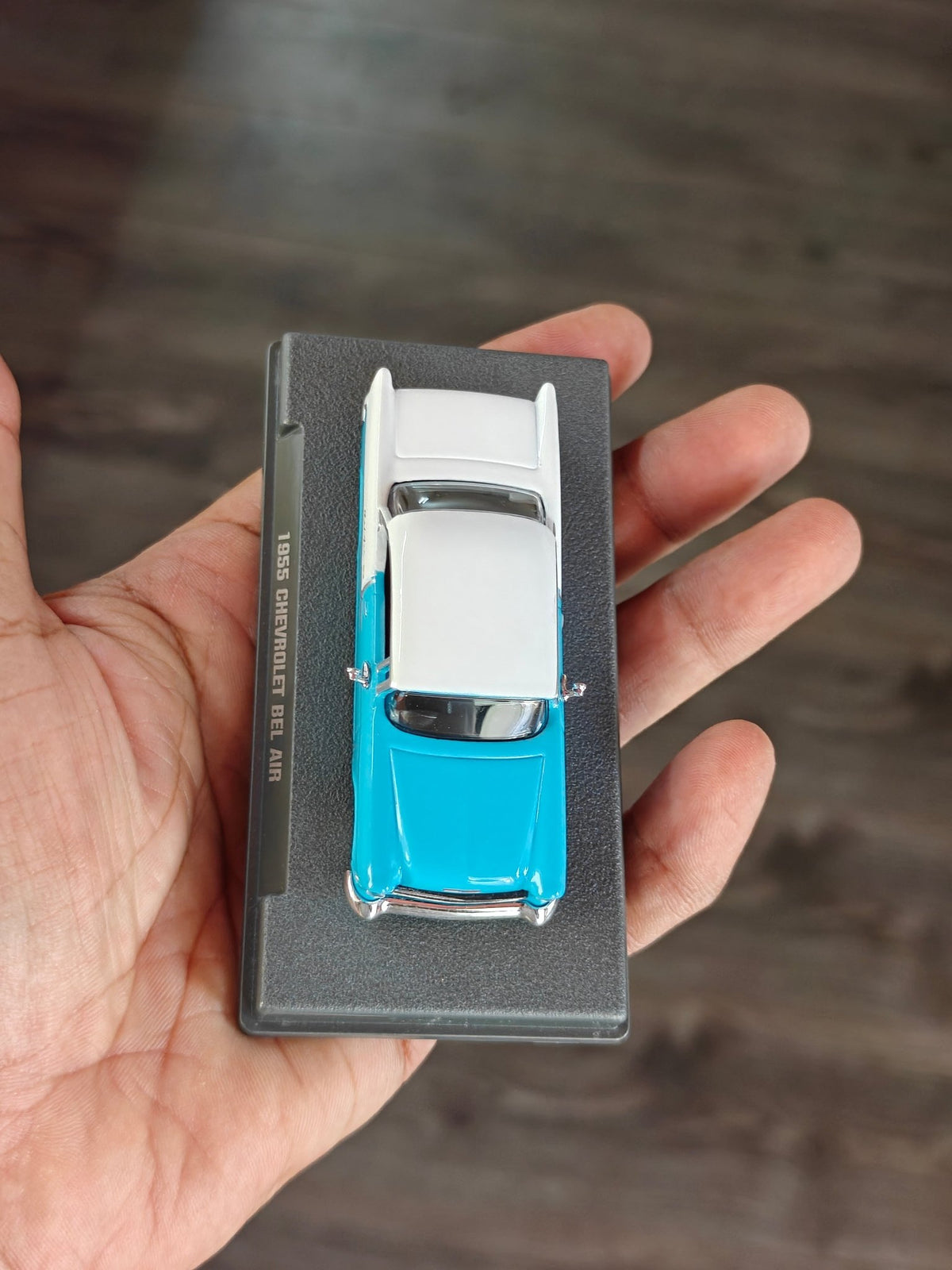 Majorette 1955 Chevrolet Bel Air With Acrylic Case (Pre-Owned) - Kinder Logs