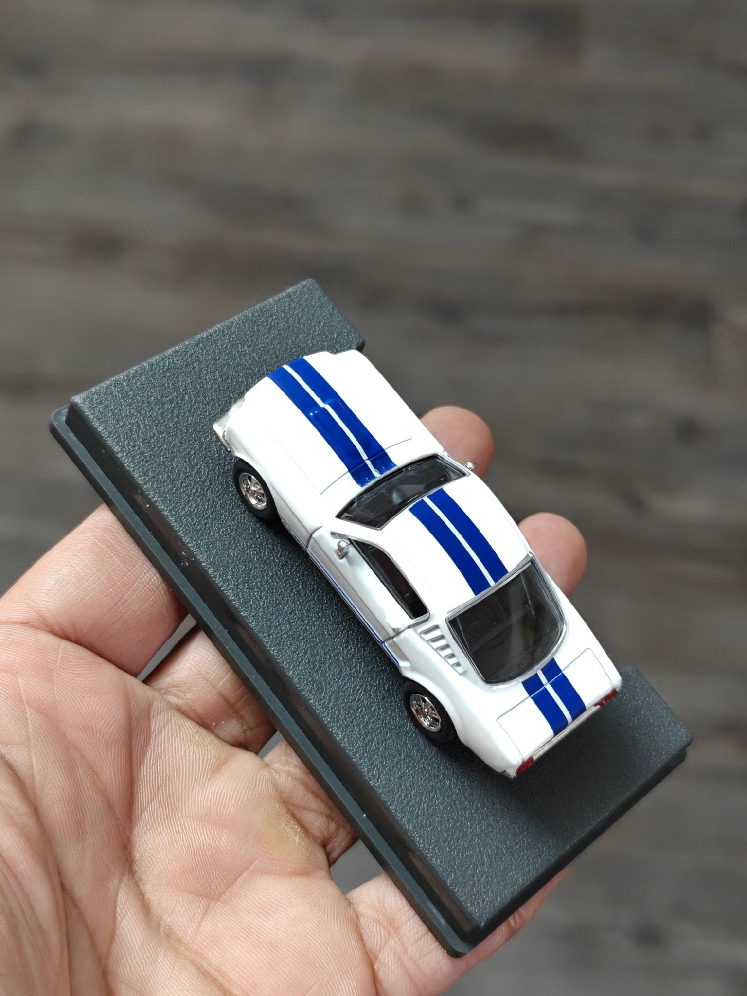 Majorette 1965 Ford Mustang Shelby GT350 With Acrylic Case (Uncarded New) - Kinder Logs