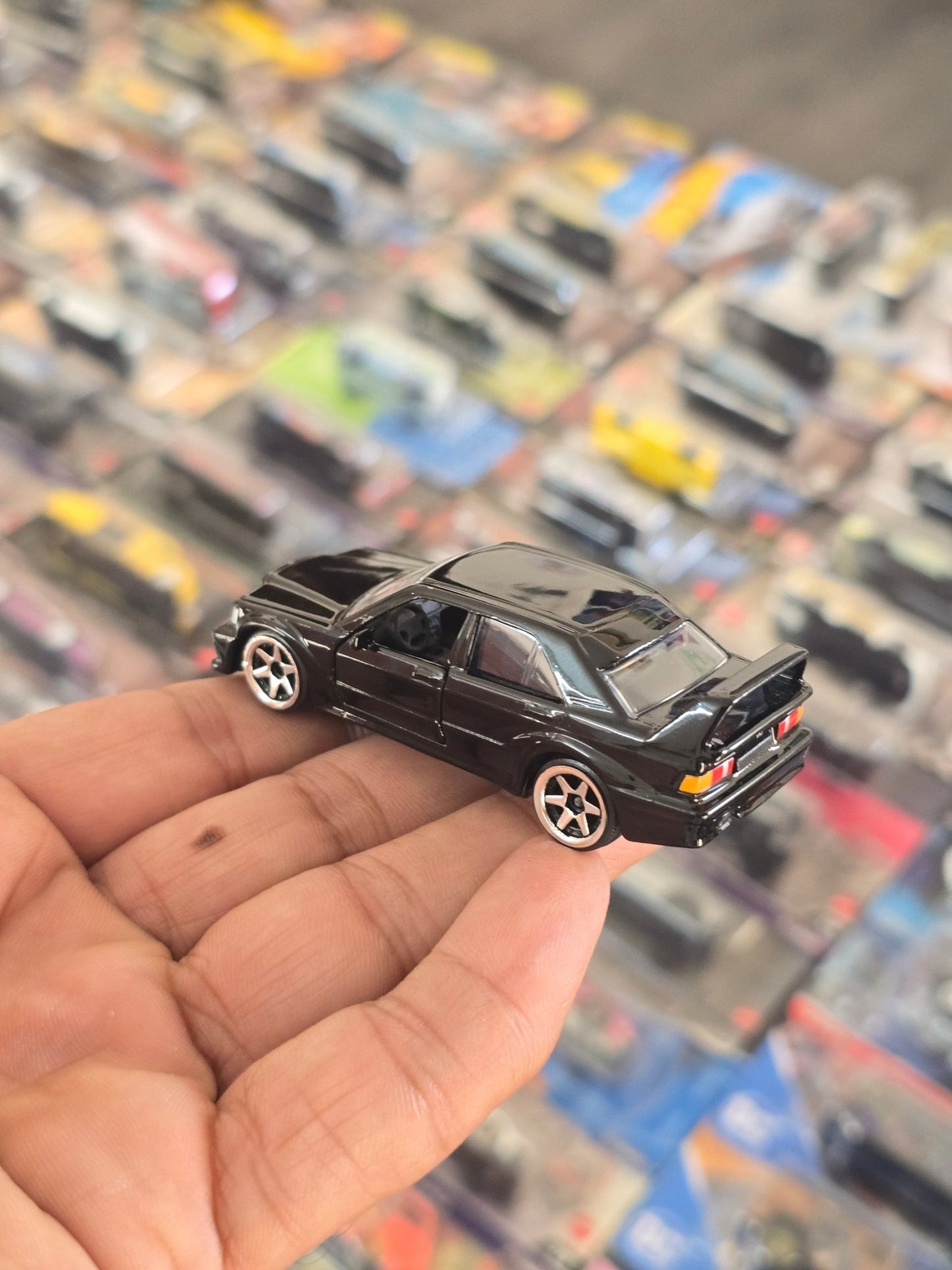 Majorette 1990 Mercedes - Benz 190 E 2.5 - 16 Evolution II (Uncarded) - Kinder Logs