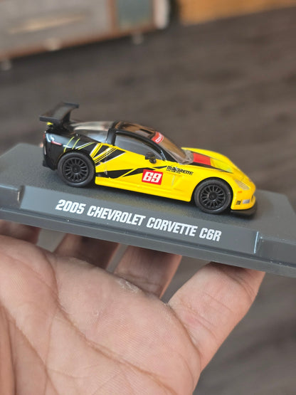Majorette 2005 Chevrolet Corvette C6R With Acrylic Case (Uncarded New) - Kinder Logs