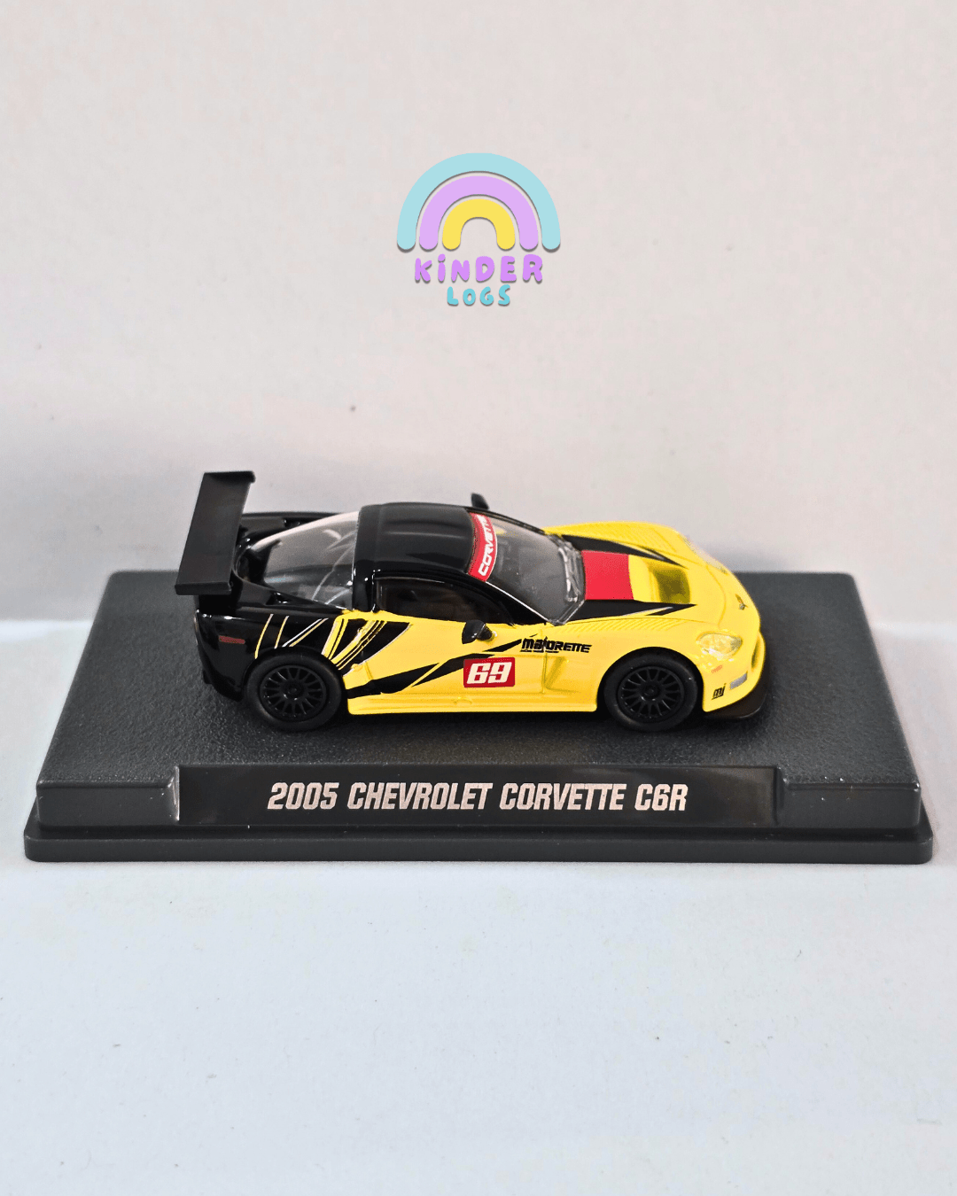 Majorette 2005 Chevrolet Corvette C6R With Acrylic Case (Uncarded New) - Kinder Logs