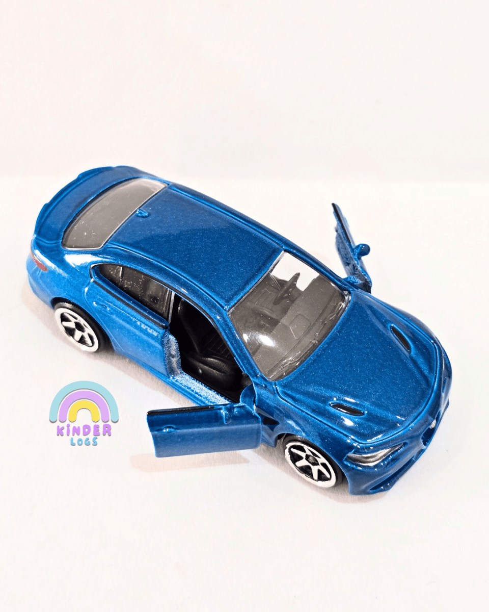 Majorette Alfa Romeo Giulia - Blue (Uncarded) - Kinder Logs