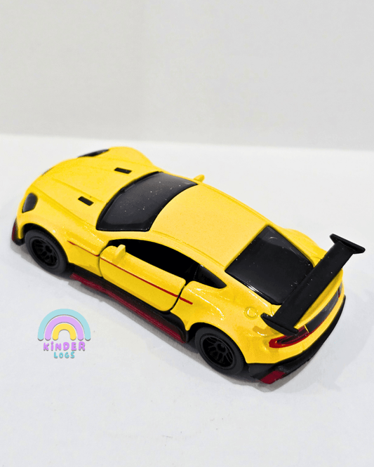 Majorette Aston Martin Vantage GT8 - Yellow (Uncarded) - Kinder Logs