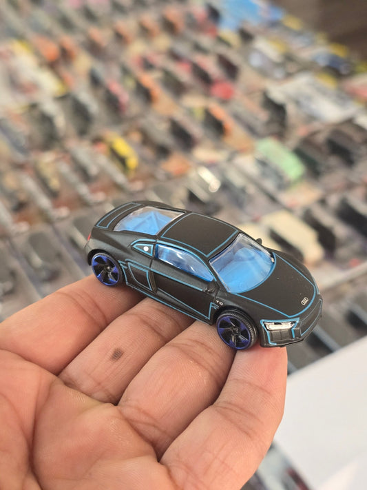 Majorette Audi R8 Tron Edition (Uncarded) - Kinder Logs