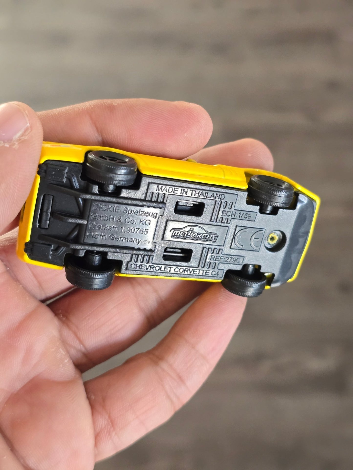 Majorette Chevrolet Corvette C4 - Yellow (Uncarded - New) - Kinder Logs