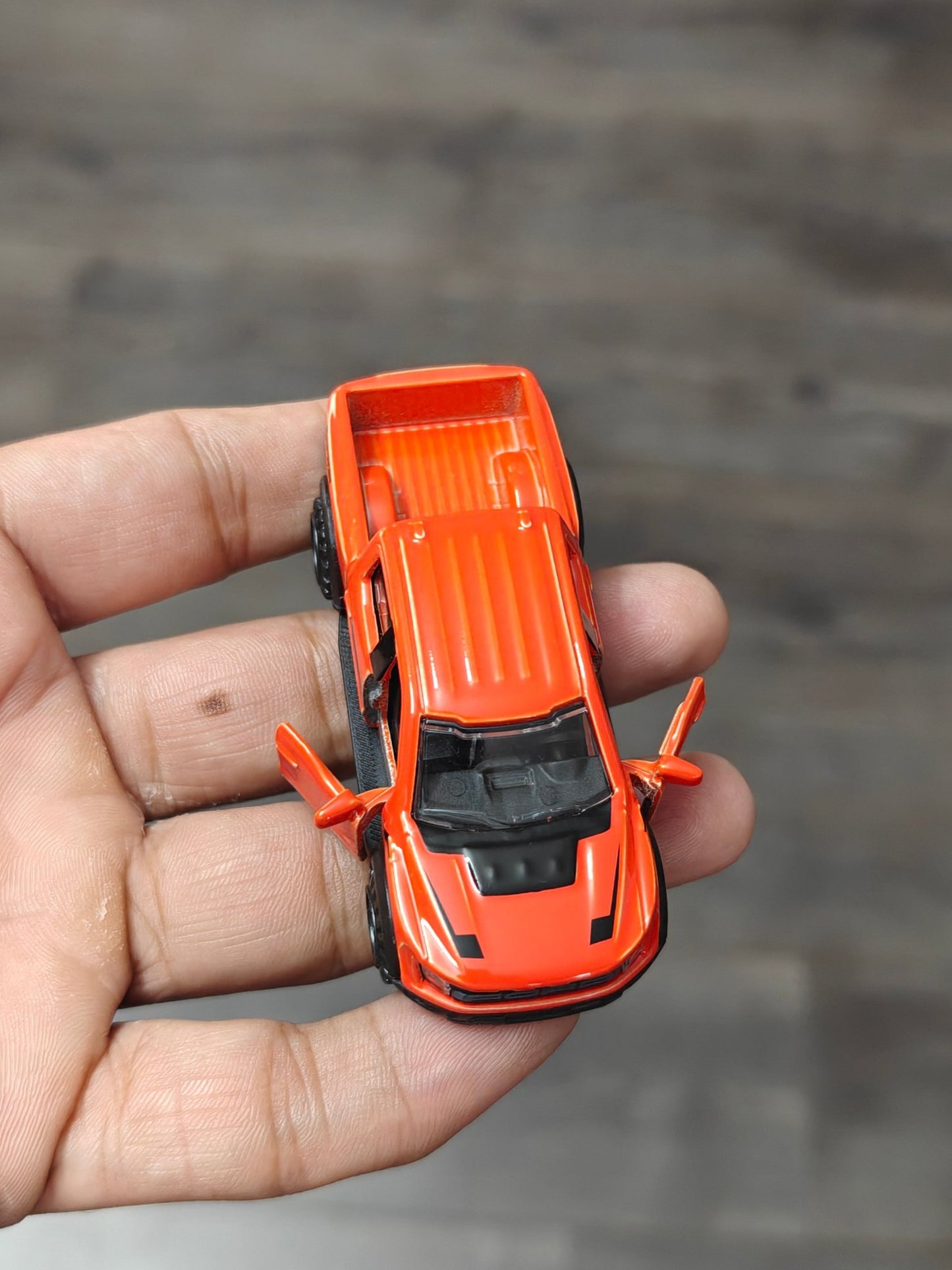 Majorette Ford F - 150 Raptor - Orange (Uncarded - New) - Kinder Logs