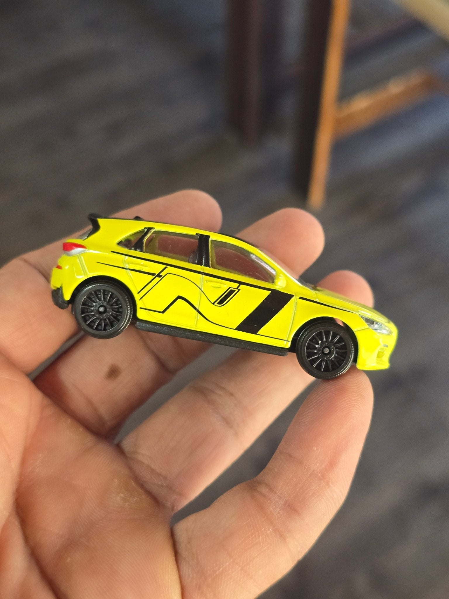 Majorette Hyundai i30 N - Neon Green (Uncarded - New) - Kinder Logs