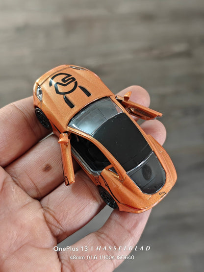 Majorette Jaguar F - Type R Race Taxi (Uncarded - New) - Kinder Logs