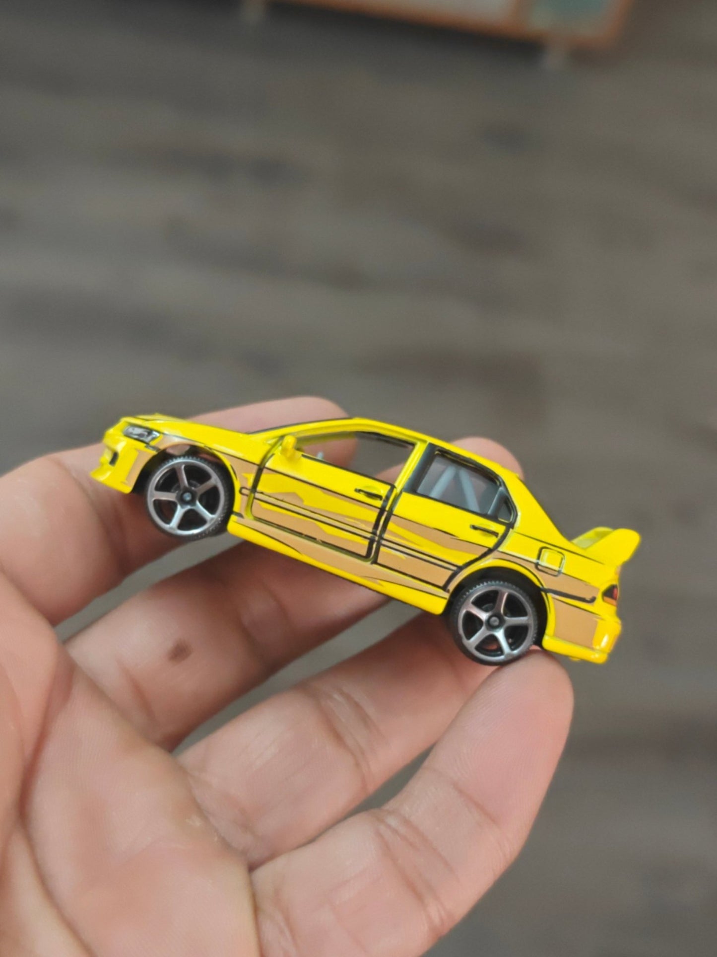 Majorette JDM Mitsubishi Lancer Evolution 9 - Yellow (Uncarded - New) - Kinder Logs