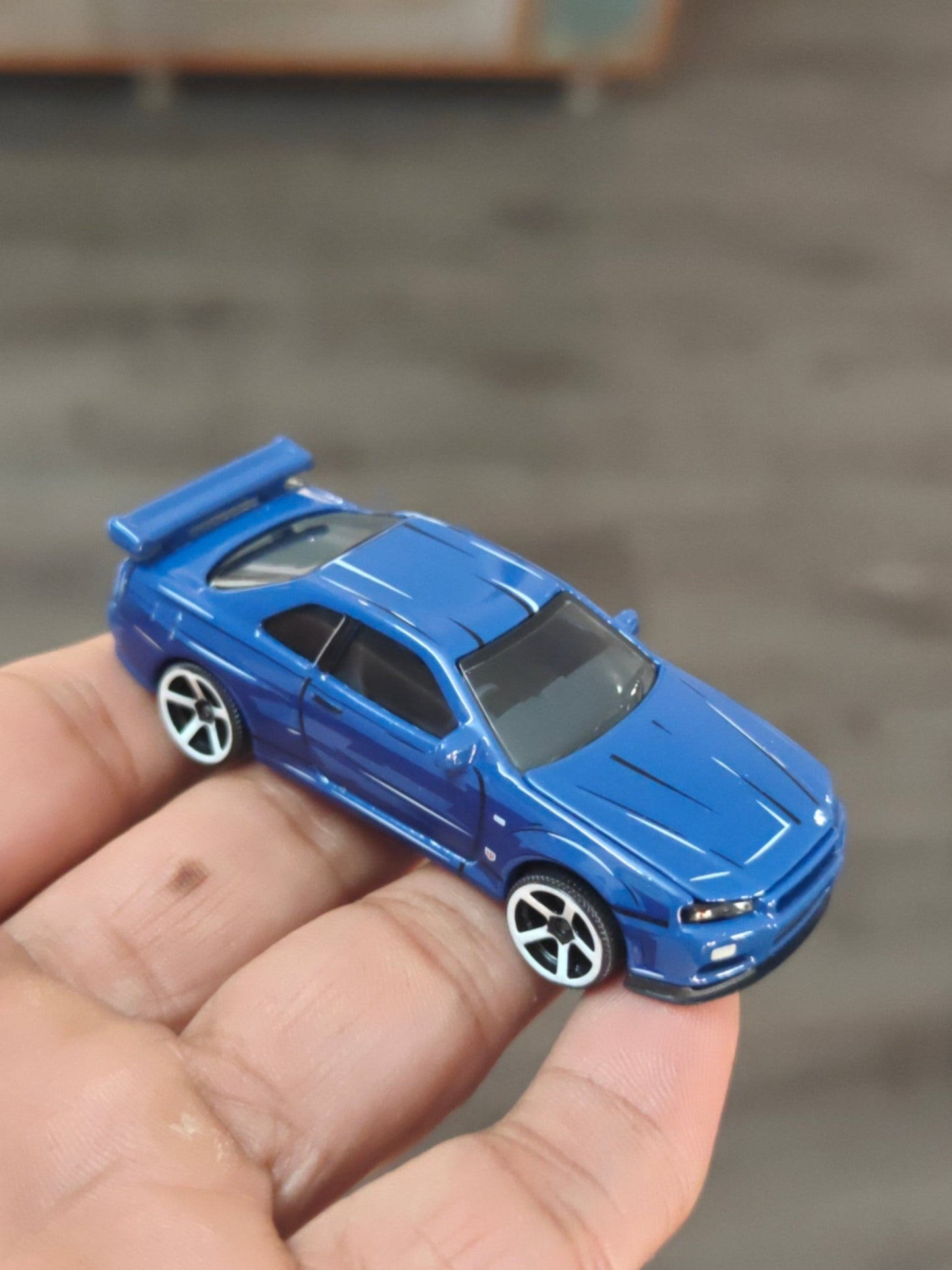 Majorette JDM Nissan Skyline GT - R BNR34 - Blue (Uncarded - New) - Kinder Logs