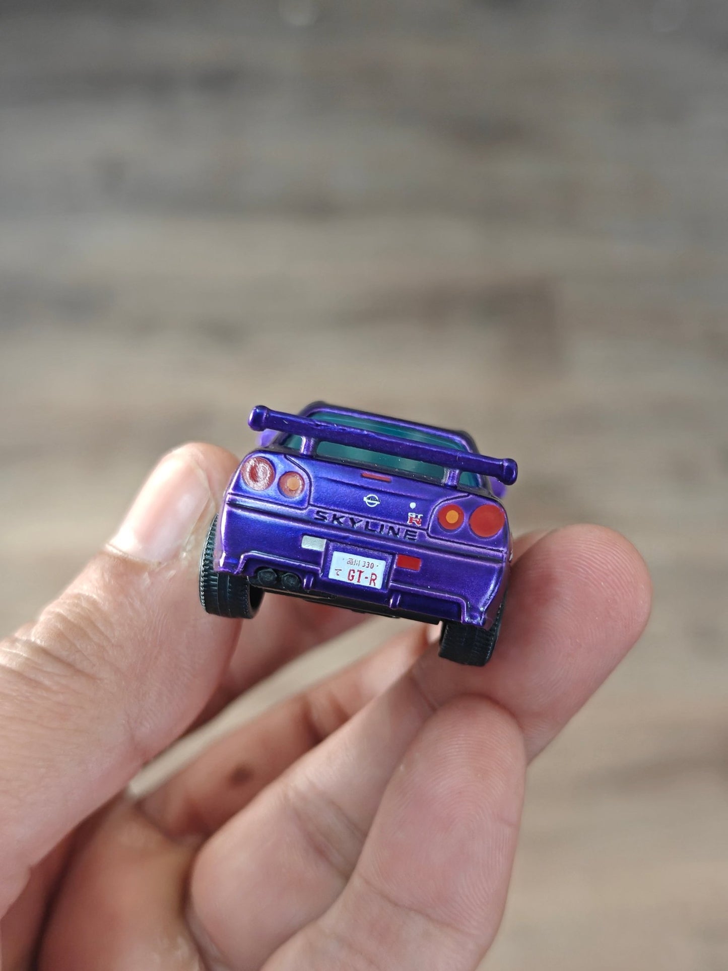 Majorette JDM Nissan Skyline GT - R BNR34 - Purple (Uncarded - New) - Kinder Logs