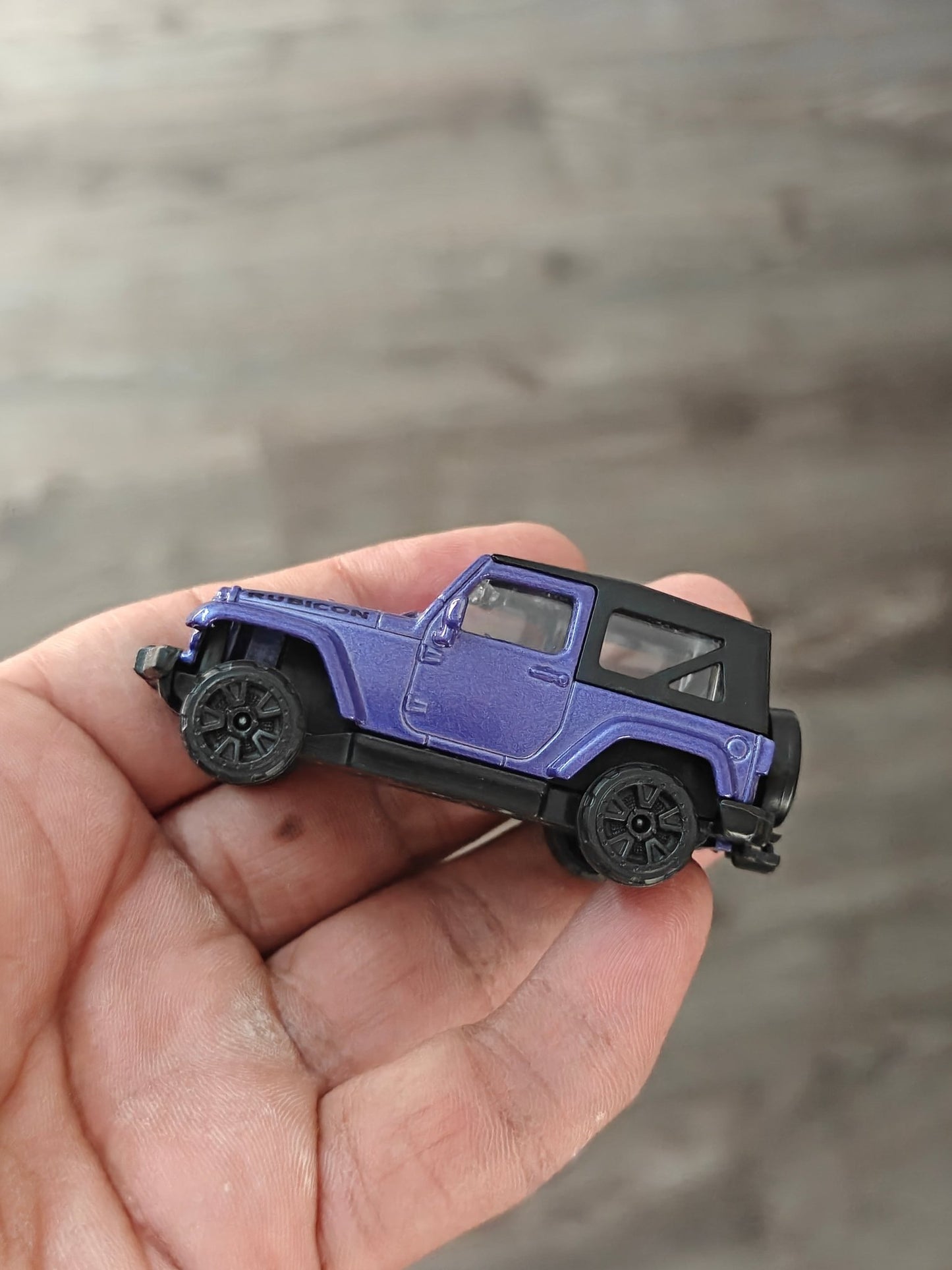 Majorette Jeep Wrangler Rubicon - Purple (Uncarded - New) - Kinder Logs