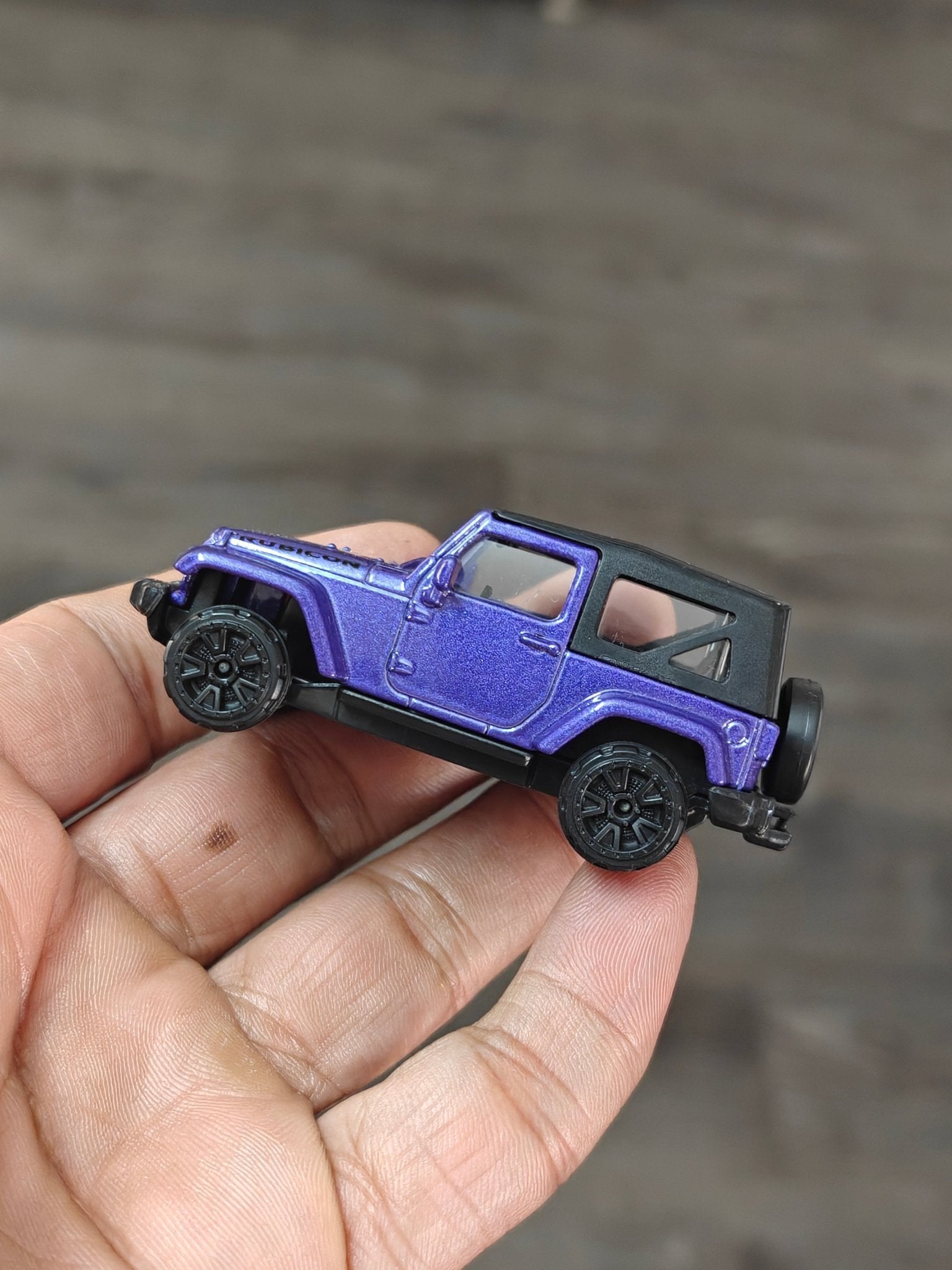 Majorette Jeep Wrangler Rubicon - Purple (Uncarded - New) - Kinder Logs