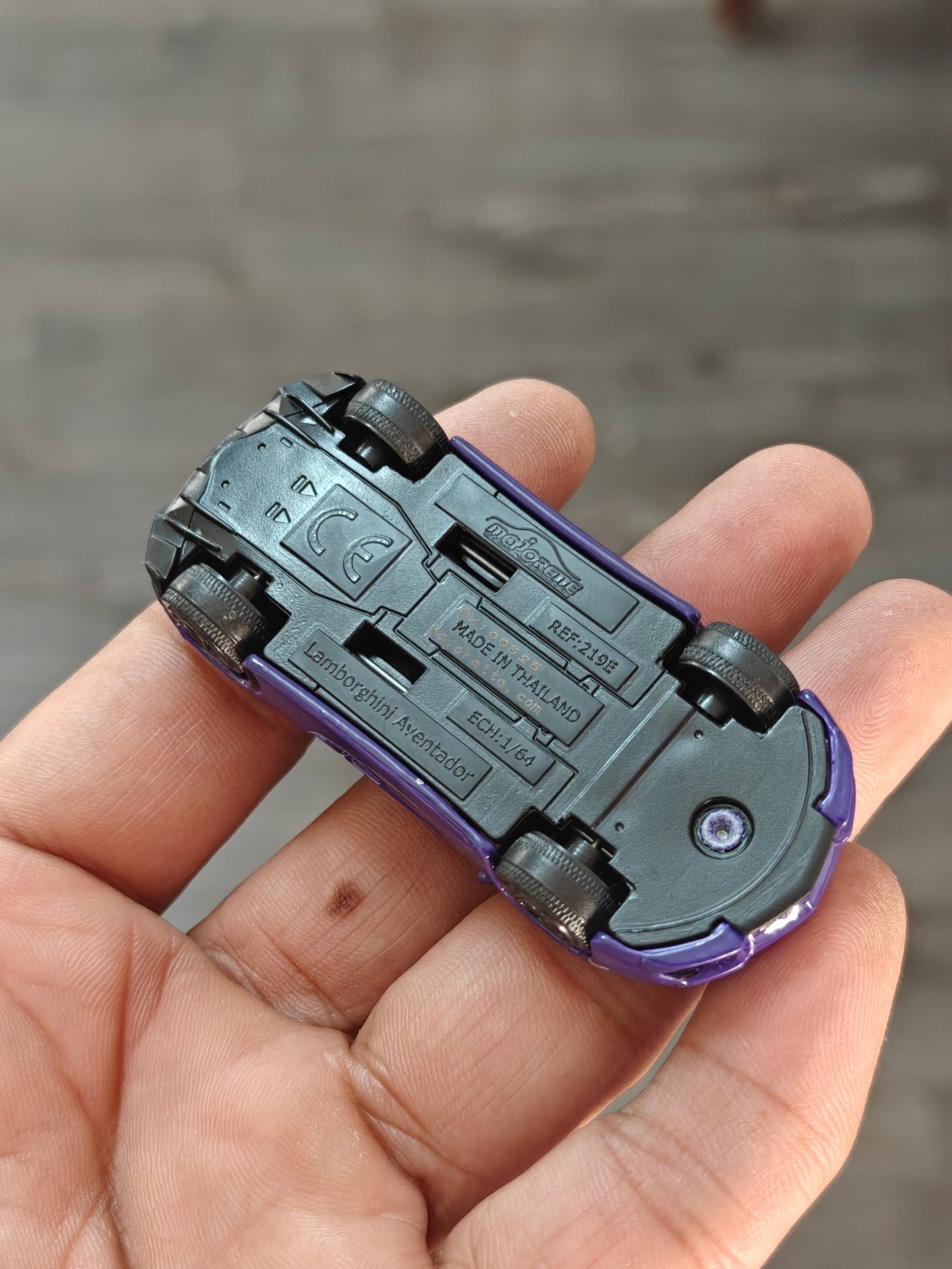 Majorette Lamborghini Aventador - Purple (Uncarded - New) - Kinder Logs